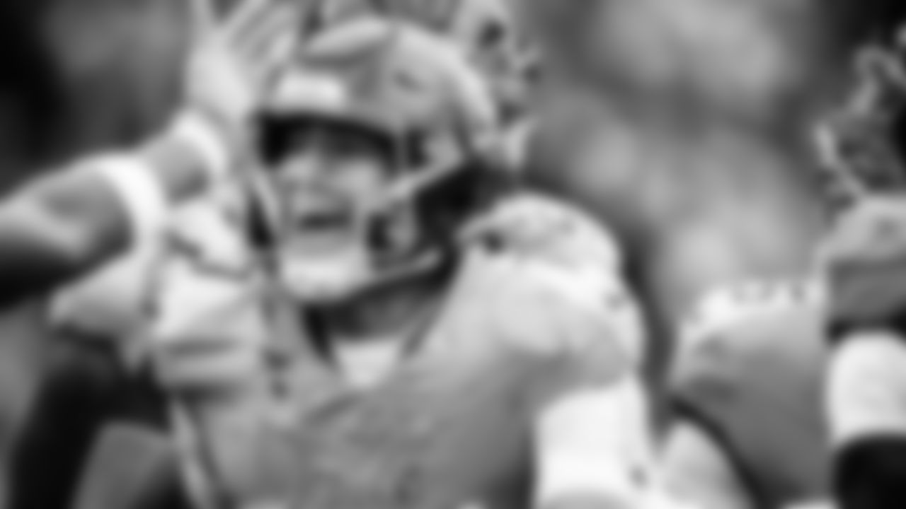 Wide receiver Chimere Dike #17 of the Tennessee Titans during the game between the Tennessee Titans and the Los Angeles Chargers at Nissan Stadium on November 02, 2025 in Nashville, TN. Photo By Donald Page/Tennessee Titans