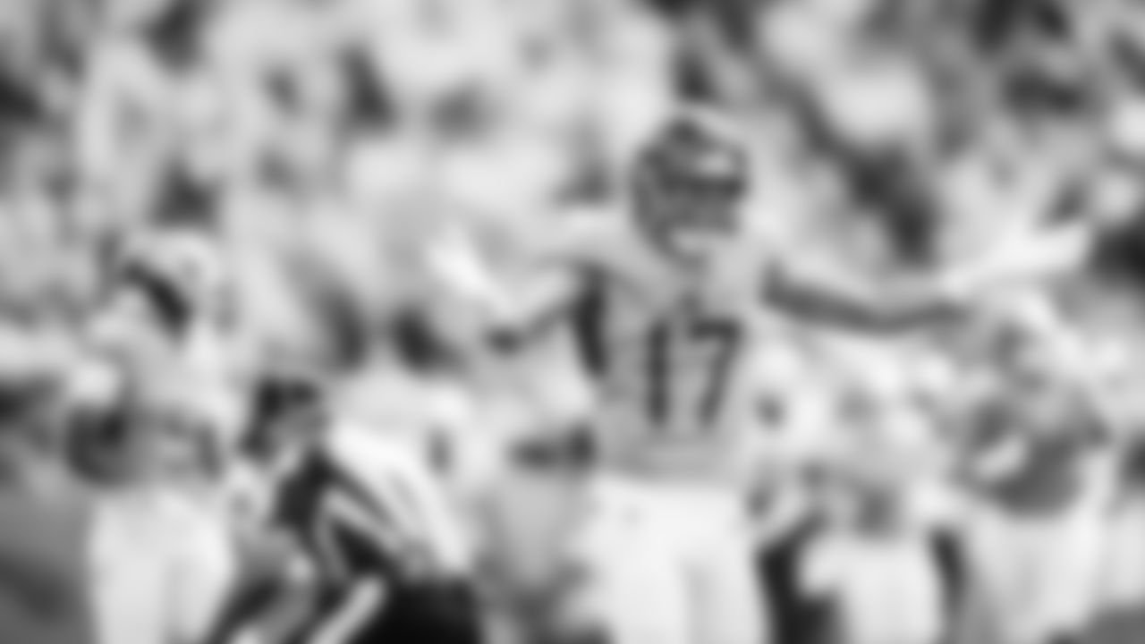 The Tennessee Titans and the New Orleans Saints compete at Nissan Stadium on December 28, 2025 in Nashville, TN. Photo By Jessie RogersTennessee Titans