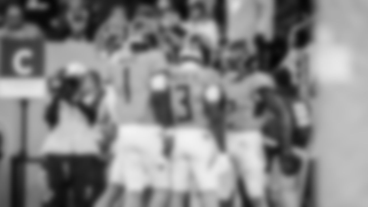 The Tennessee Titans and the Kansas City Chiefs compete at Nissan Stadium on December 21, 2025 in Nashville, TN. Photo By Jessie Rogers/Tennessee Titans