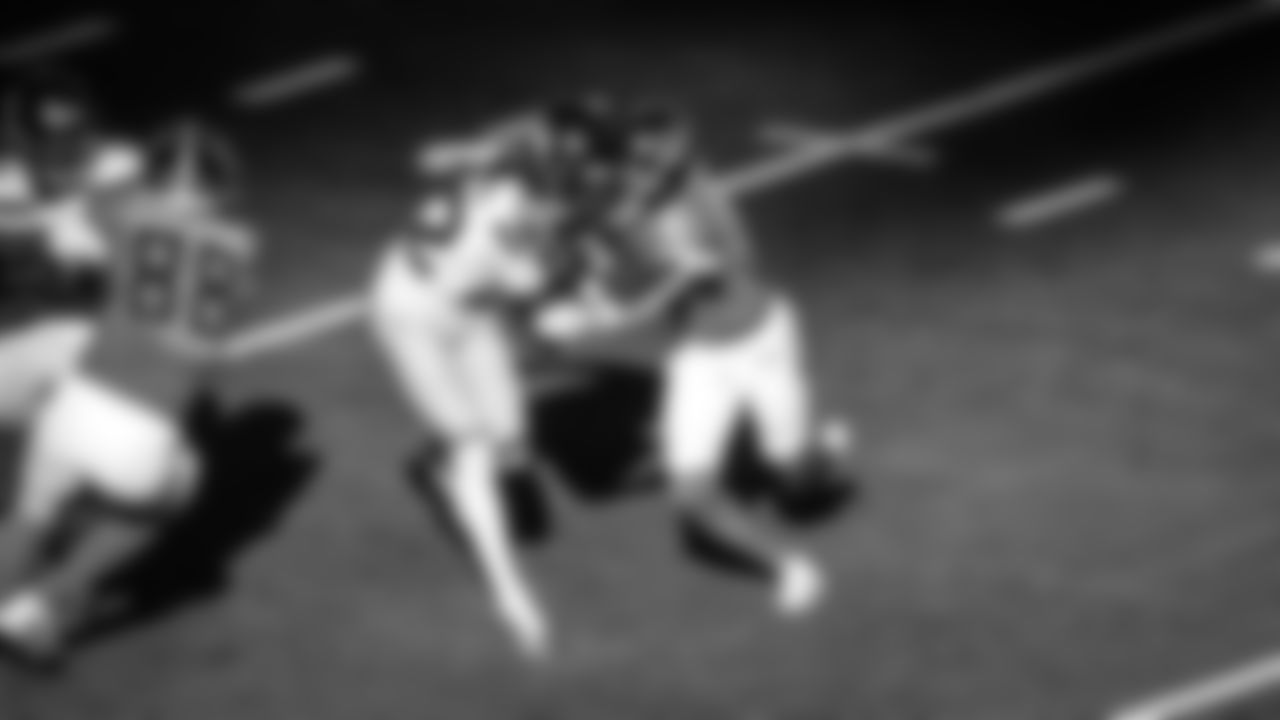 The Tennessee Titans and the Seattle Seahawks compete at Nissan Stadium on November 23, 2025 in Nashville, TN. Photo By Donald Page/Tennessee Titans