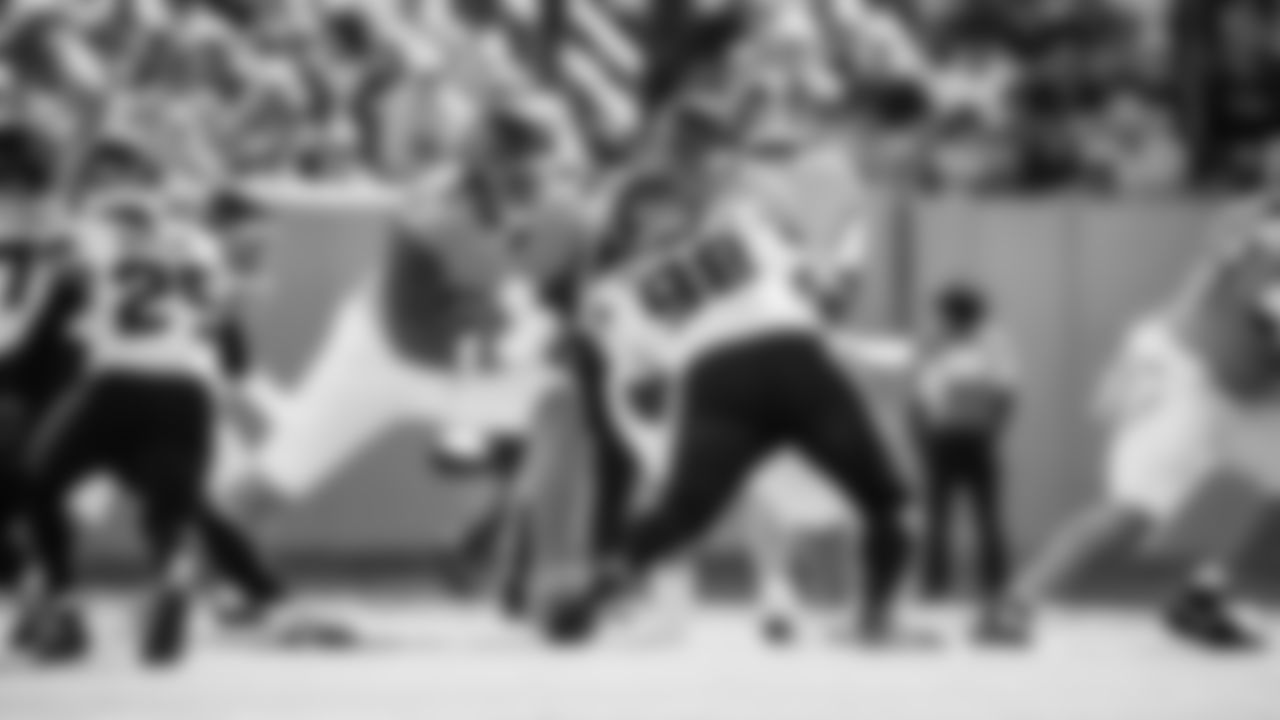 The Tennessee Titans and the Houston Texans compete at Nissan Stadium on November 16, 2025 in Nashville, TN. Photo By Jessie Rogers/Tennessee Titans