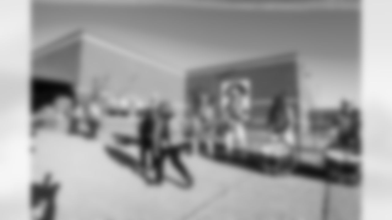 Titan Up Friday Caravan presented by 8th & Roast on November 14, 2025 in Nashville, TN. Photo By Beau Brune/Tennessee Titans