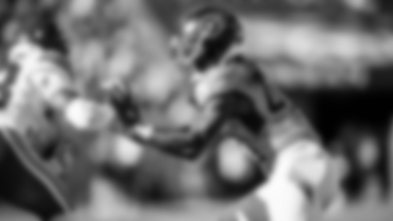 The Tennessee Titans and the Kansas City Chiefs compete at Nissan Stadium on December 21, 2025 in Nashville, TN. Photo By Jessie Rogers/Tennessee Titans