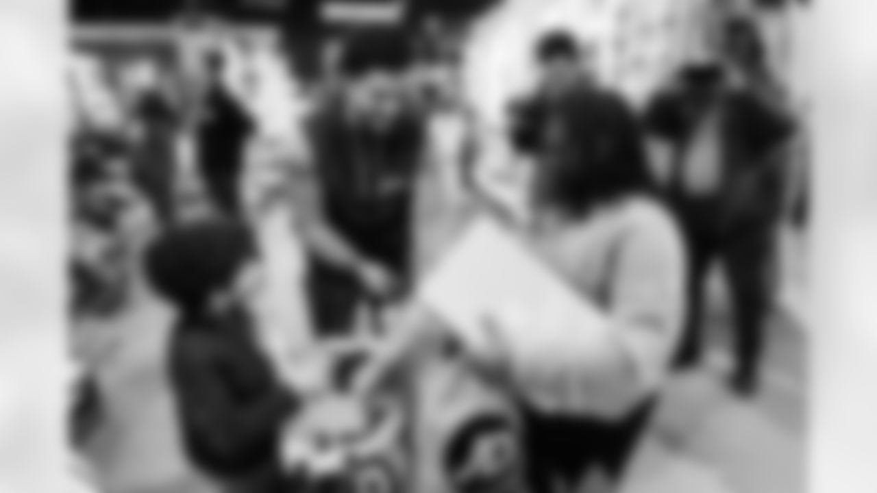 Amani Hooker Christmas Shopping Spree on December 09, 2025 in Nashville, TN. Photo By Beau Brune/Tennessee Titans