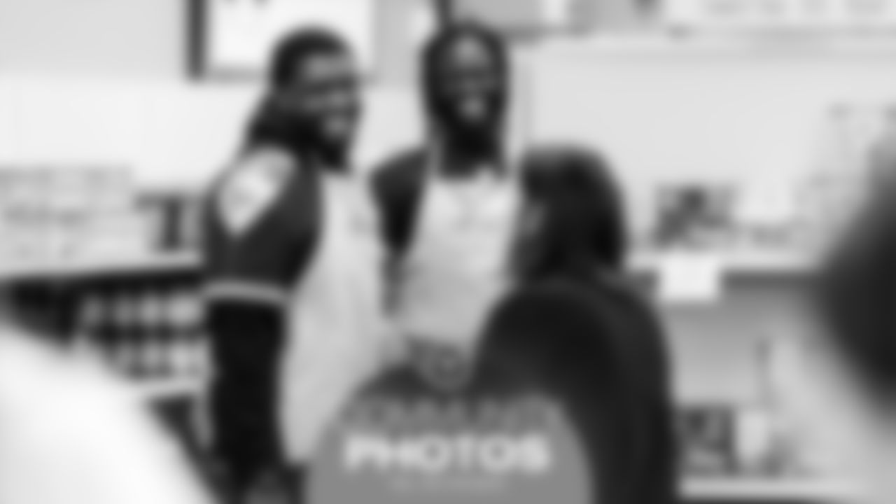 11.25_The-Store_Community