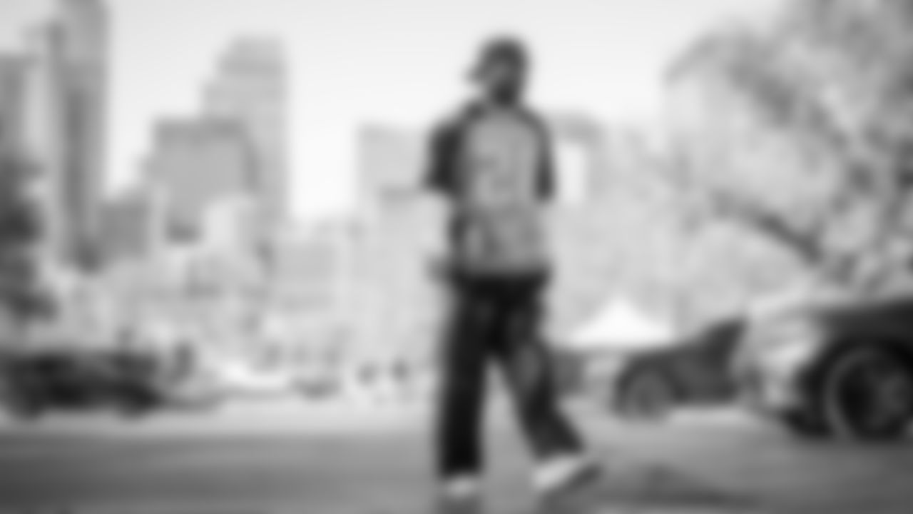 The Tennessee Titans and the Seattle Seahawks compete at Nissan Stadium on November 23, 2025 in Nashville, TN. Photo By Donald Page/Tennessee Titans