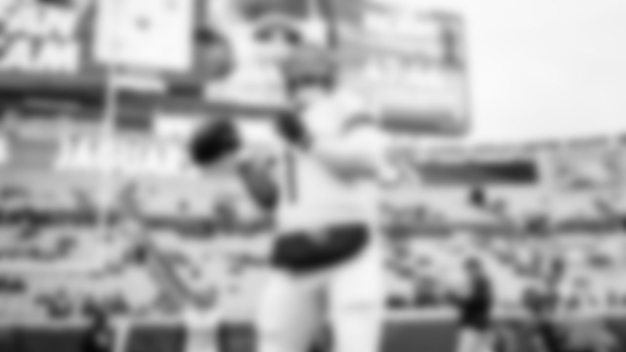 The Tennessee Titans and the Jacksonville Jaguars compete at EverBank Stadium on January 04, 2026 in Jacksonville, FL. Photo By Donald Page/Tennessee Titans