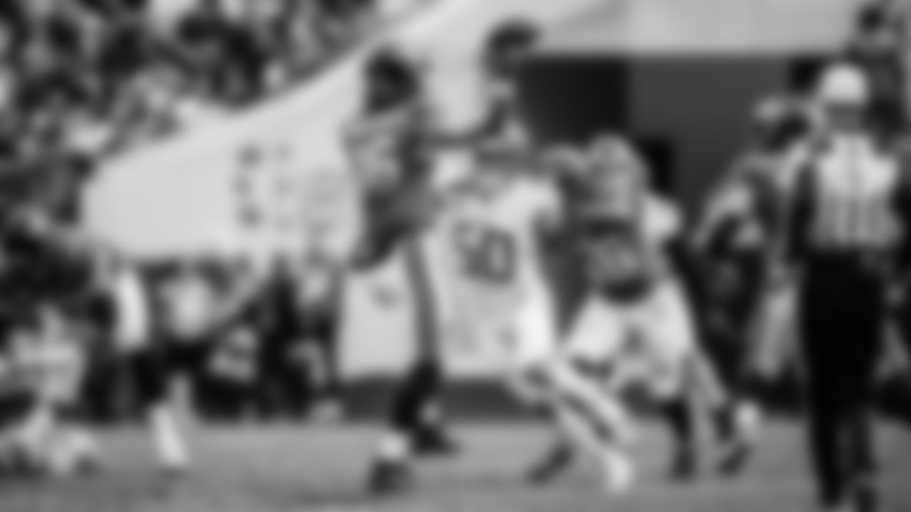 The Tennessee Titans and the Jacksonville Jaguars compete at EverBank Stadium on January 04, 2026 in Jacksonville, FL. Photo By Jessie Rogers/Tennessee Titans