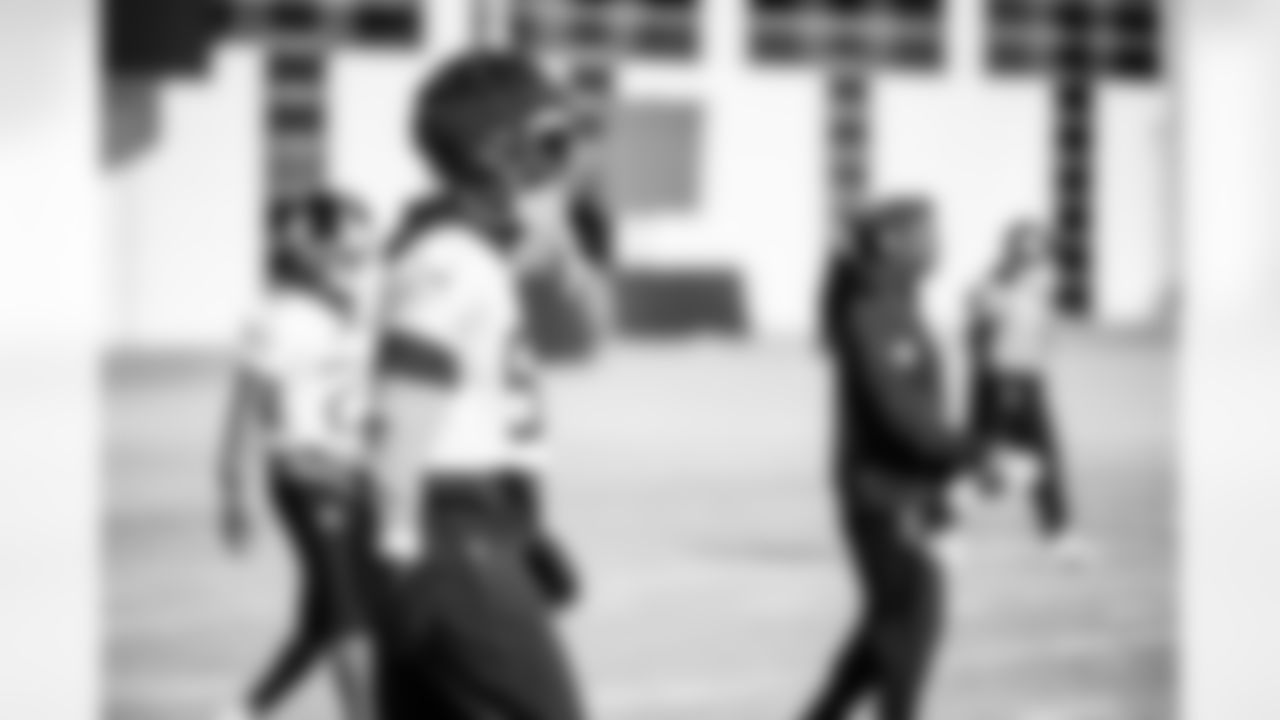 Linebacker James Williams Sr. #52 of the Tennessee Titans during practice at the Ascension Saint Thomas Sports Park on December 12, 2025 in Nashville, TN. Photo By Donald Page/Tennessee Titans