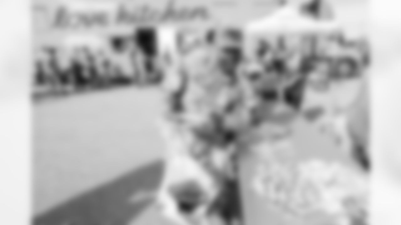 Salute to Service Tailgate on November 13, 2025 in Nashville, TN. Photo By Beau Brune/Tennessee Titans