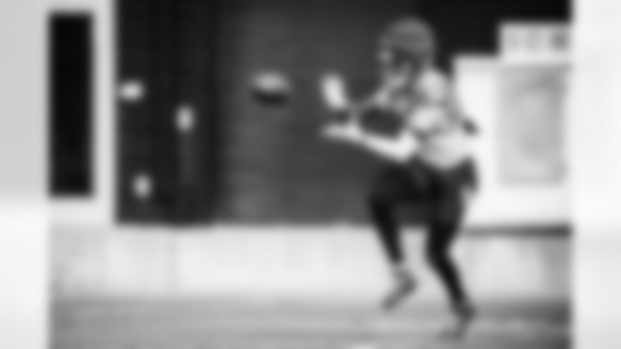 Wide receiver Van Jefferson #11 of the Tennessee Titans during practice at the Ascension Saint Thomas Sports Park on November 13, 2025 in Nashville, TN. Photo By Donald Page/Tennessee Titans