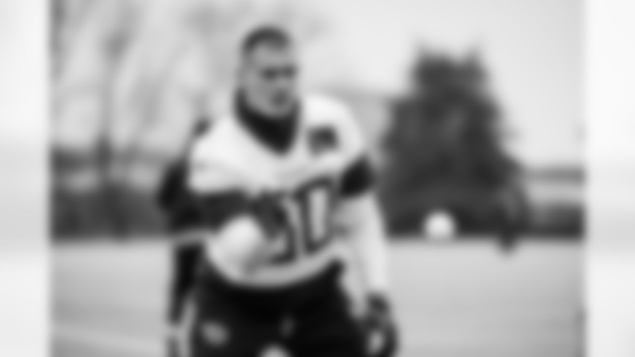 Linebacker Cody Barton #50 of the Tennessee Titans during practice at the Ascension Saint Thomas Sports Park on December 5, 2025 in Nashville, TN. Photo By Donald Page/Tennessee Titans