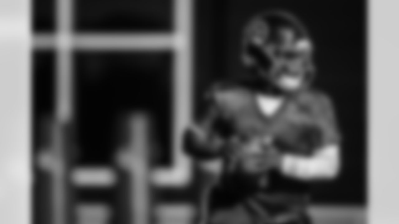 Quarterback Cam Ward #1 of the Tennessee Titans during practice at the Ascension Saint Thomas Sports Park on November 12, 2025 in Nashville, TN. Photo By Donald Page/Tennessee Titans