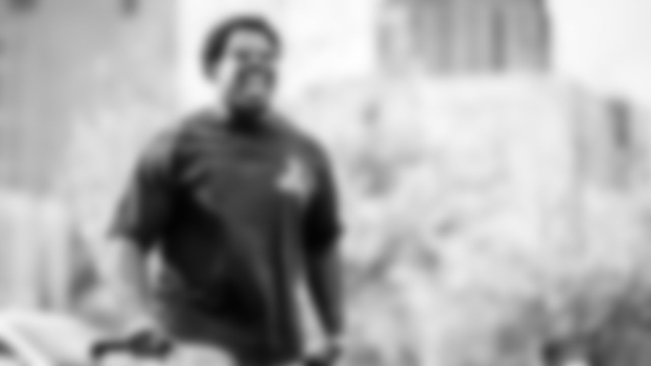 The Tennessee Titans and the New Orleans Saints compete at Nissan Stadium on December 28, 2025 in Nashville, TN. Photo By Donald PageTennessee Titans