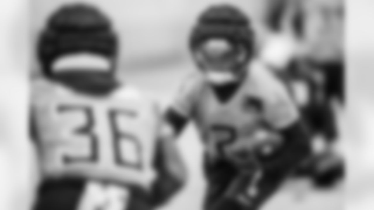 Running back Tyjae Spears #2 of the Tennessee Titans during practice at the Ascension Saint Thomas Sports Park on December 24, 2025 in Nashville, TN. Photo By Beau Brune/Tennessee Titans