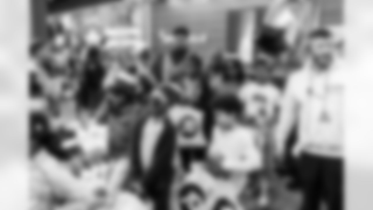 Amani Hooker Christmas Shopping Spree on December 09, 2025 in Nashville, TN. Photo By Beau Brune/Tennessee Titans