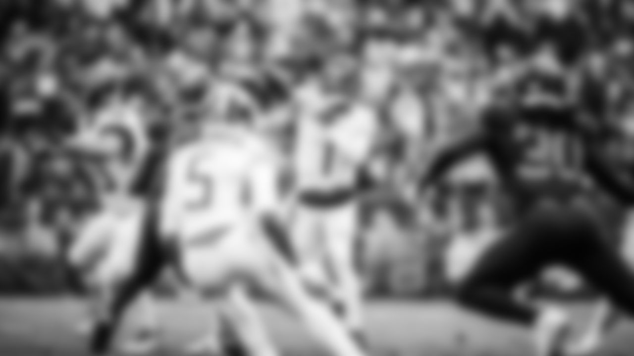 The Tennessee Titans and the Cleveland Browns compete at Huntington Bank Field on December 07, 2025 in Cleveland, OH. Photo By Jessie Rogers/Tennessee Titans