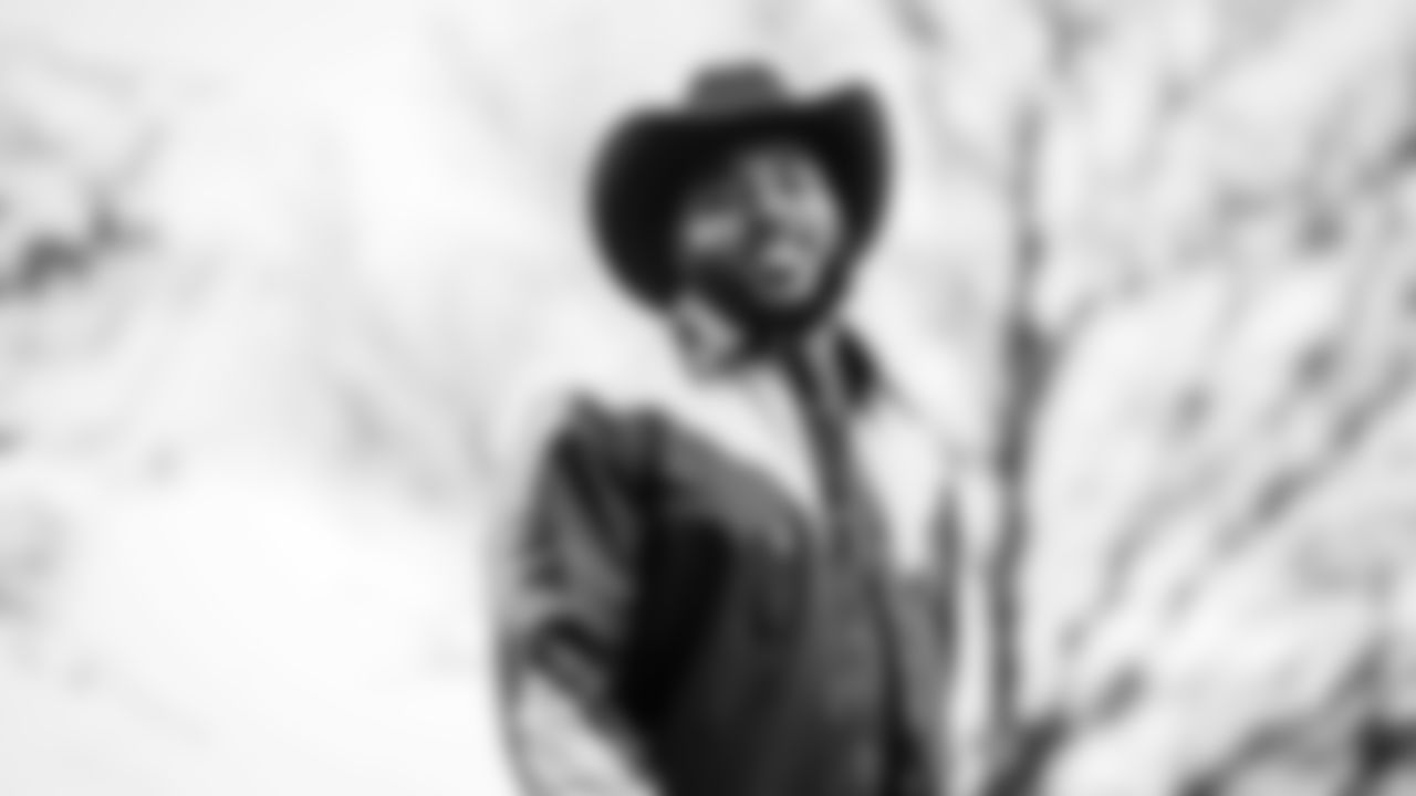 The Tennessee Titans and the New Orleans Saints compete at Nissan Stadium on December 28, 2025 in Nashville, TN. Photo By Donald PageTennessee Titans