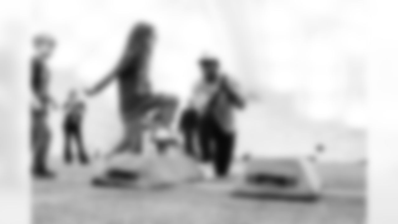 Jeffery Simmons Thanksgiving Event on November 25, 2025 at Ascension Saint Thomas Sports Park in Nashville, TN. Photo By Beau Brune/Tennessee Titans