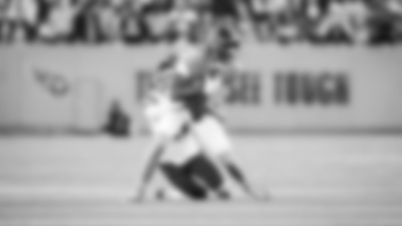 The Tennessee Titans and the Kansas City Chiefs compete at Nissan Stadium on December 21, 2025 in Nashville, TN. Photo By Jessie Rogers/Tennessee Titans