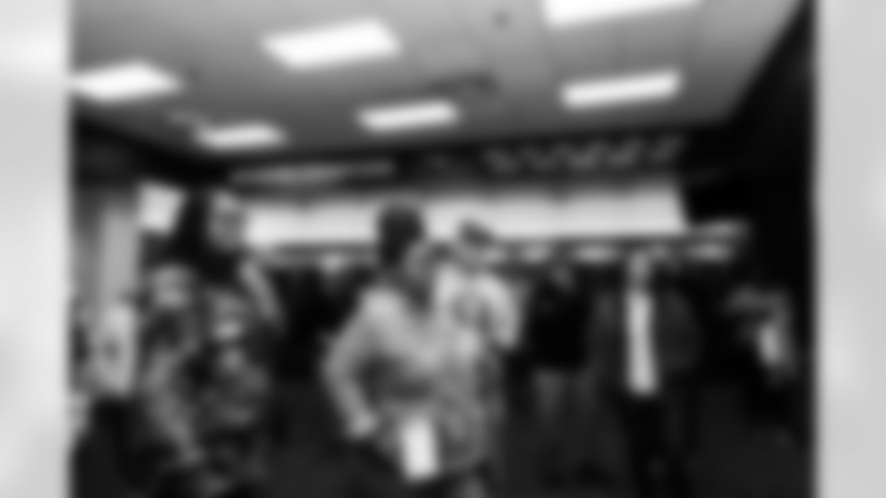 Tennessee Titans host 30 veterans from Wounded Warrior Project for a stadium tour and lunch on November 12, 2025 in Nashville, TN. Photo By Jessie Rogers/Tennessee Titans