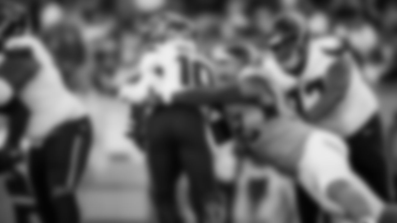 The Tennessee Titans and the Houston Texans compete at Nissan Stadium on November 16, 2025 in Nashville, TN. Photo By Jessie Rogers/Tennessee Titans