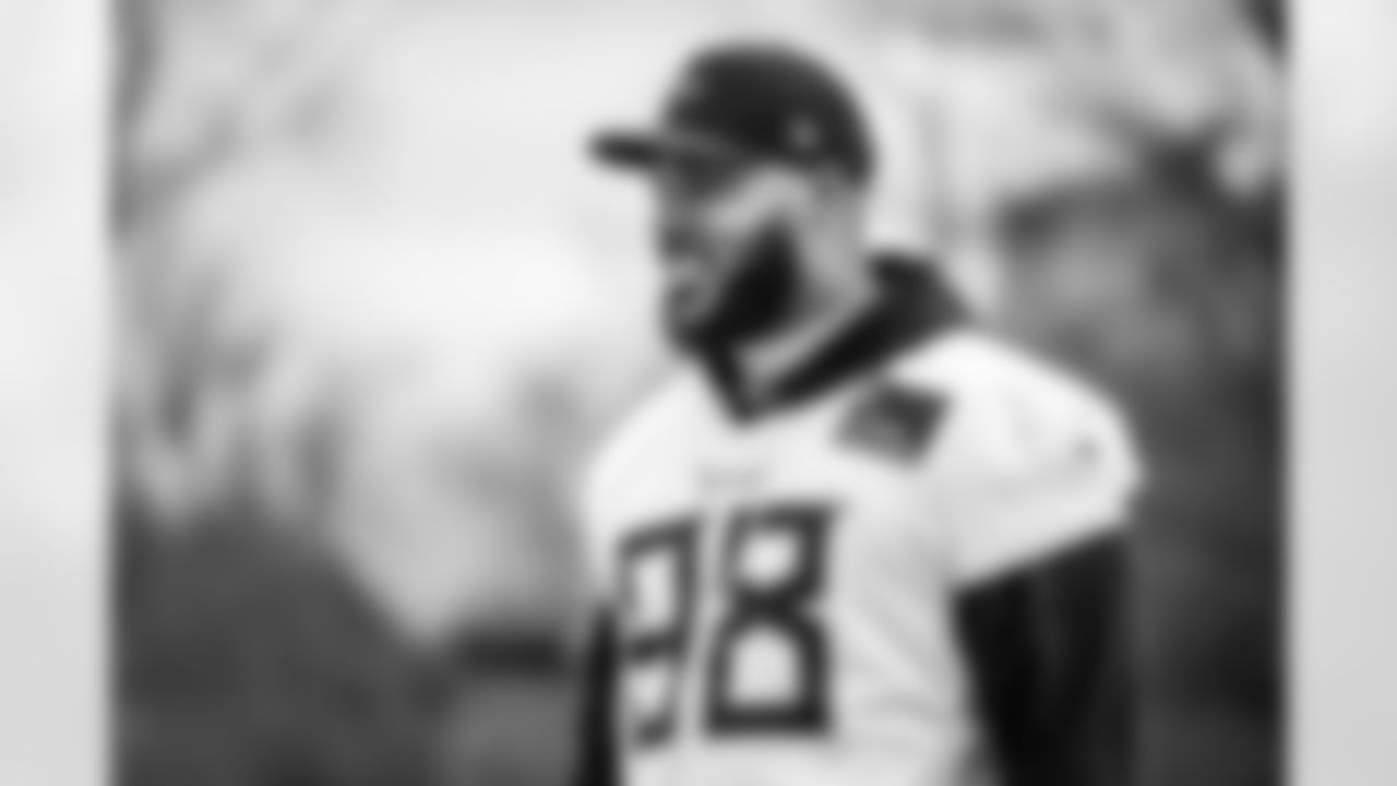 Defensive tackle Jeffery Simmons #98 of the Tennessee Titans during practice at the Ascension Saint Thomas Sports Park on December 23, 2025 in Nashville, TN. Photo By Donald Page/Tennessee Titans