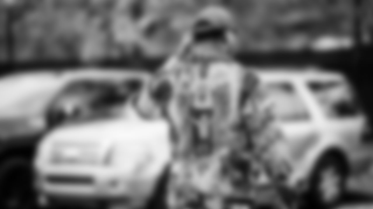 The Tennessee Titans and the New Orleans Saints compete at Nissan Stadium on December 28, 2025 in Nashville, TN. Photo By Donald PageTennessee Titans