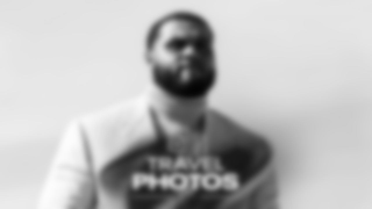 W8_TENatIND_TitansTravel
