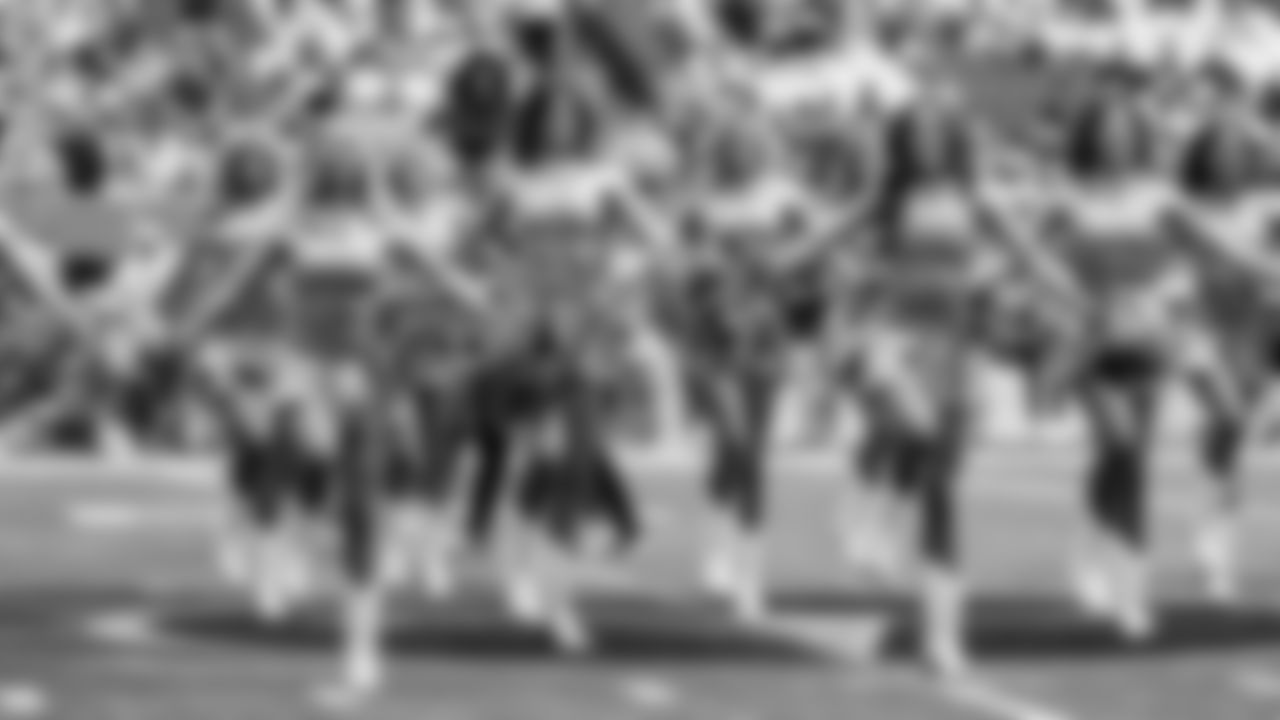 Tennessee Titans Cheerleaders performing before the game between the Tennessee Titans and the Los Angeles Rams at Nissan Stadium on September 14, 2025 in Nashville, TN. Photo By Kaitlyn Hungerford/Tennessee Titans