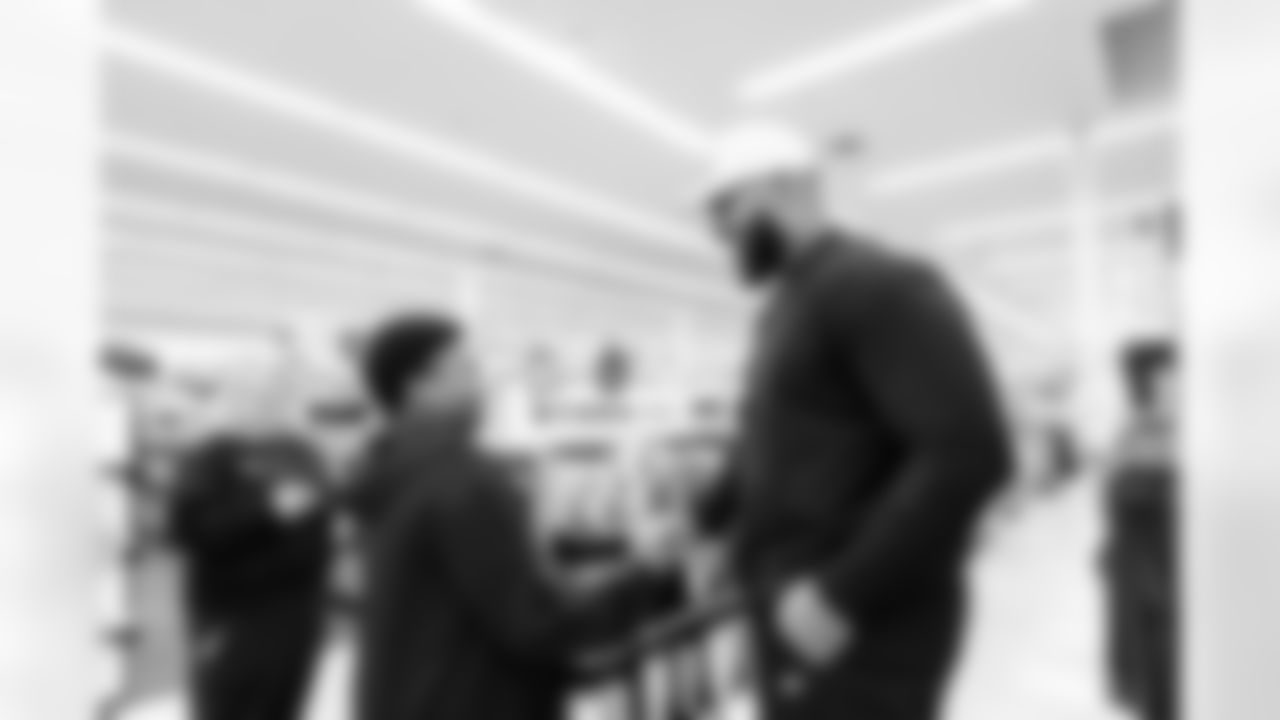 Defensive tackle Jeffery Simmons #98 of the Tennessee Titans partners with Big Brothers Big Sisters to take kids shopping at Academy Sports on December 09, 2025 in Nashville, TN. Photo By Jessie Rogers/Tennessee Titans