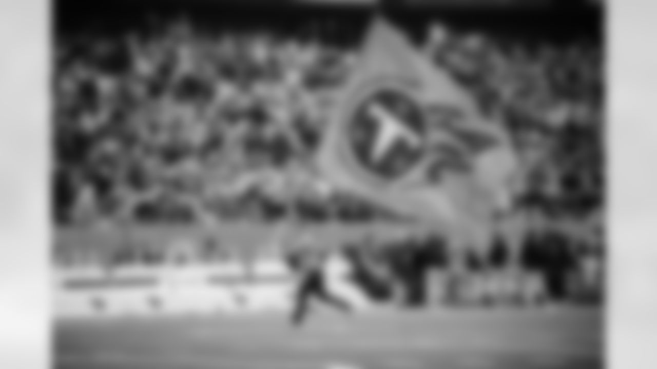 Tennessee Titans Cheerleaders during the game between the Tennessee Titans and the Los Angeles Chargers at Nissan Stadium on November 02, 2025 in Nashville, TN. Photo By Kaitlyn Hungerford/Tennessee Titans