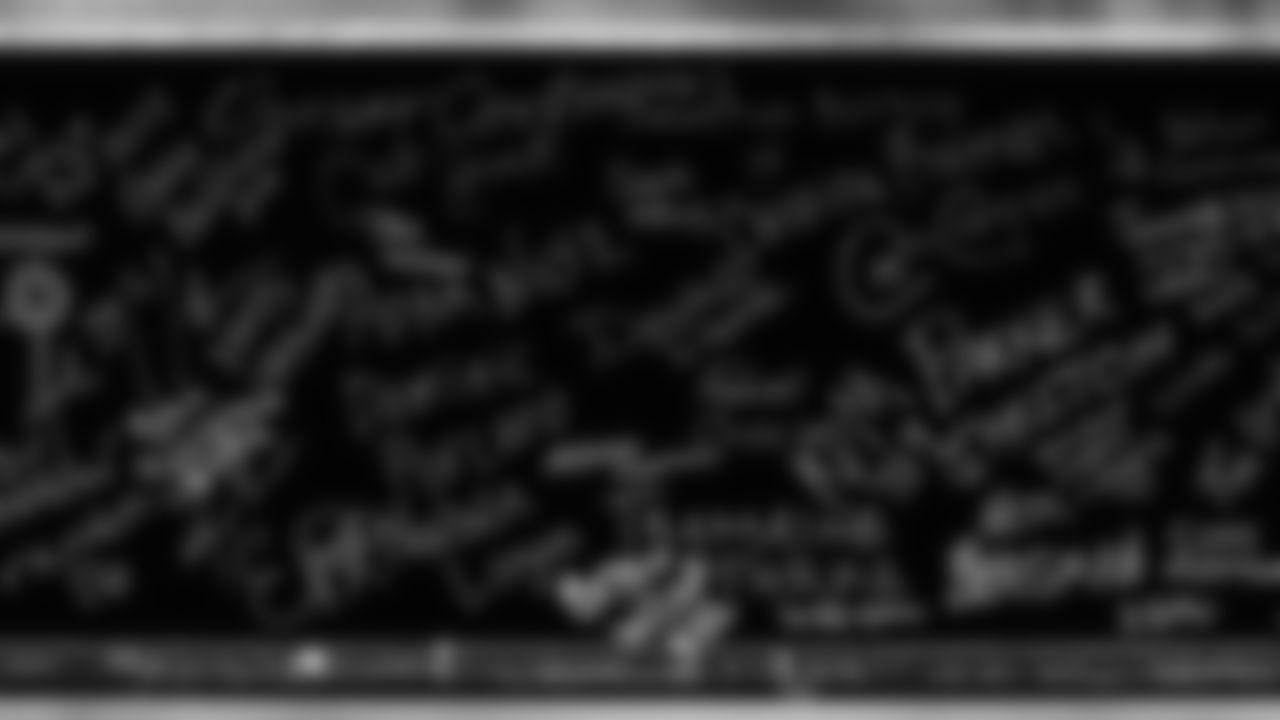 The New Nissan Stadium steel topping out ceremony takes place on November 21, 2025 in Nashville, TN. Photo By Donald Page/Tennessee Titans