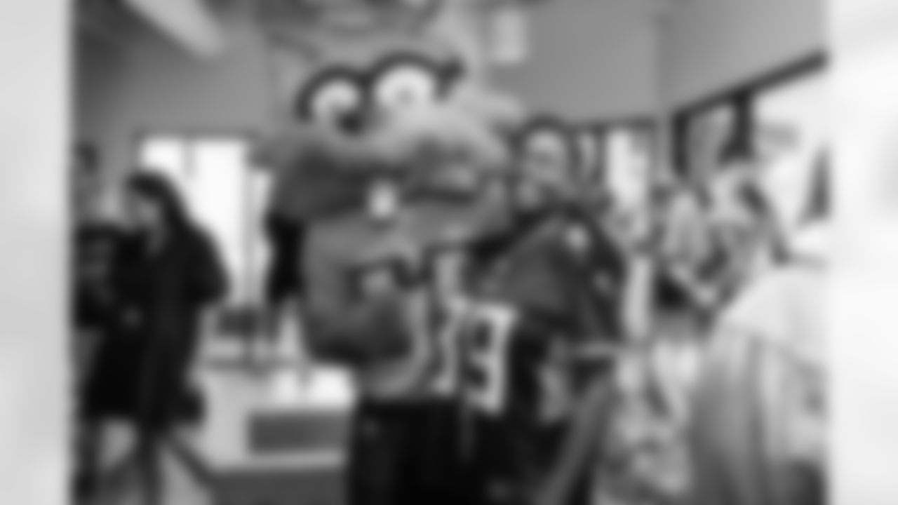 Titan Up Friday Caravan on October 17, 2025 in Nashville, TN. Photo By Beau Brune/Tennessee Titans