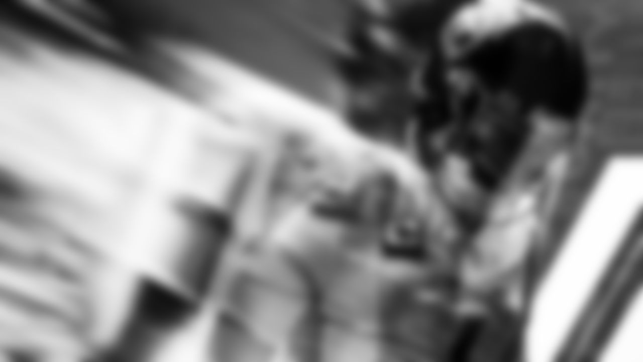 Quarterback Cam Ward #1 of the Tennessee Titans before the game between the Tennessee Titans and the Jacksonville Jaguars at EverBank Stadium on January 04, 2026 in Jacksonville, FL. Photo By Jessie Rogers/Tennessee Titans