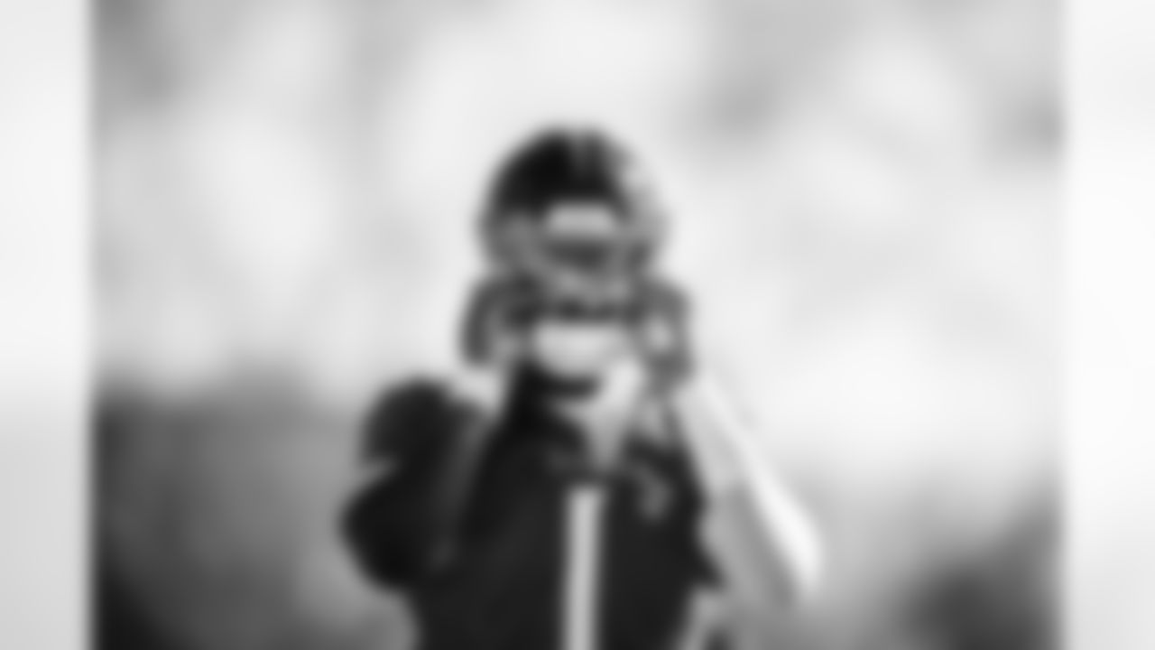 Quarterback Cam Ward #1 of the Tennessee Titans during practice at the Ascension Saint Thomas Sports Park on January 1, 2026 in Nashville, TN. Photo By Jessie Rogers/Tennessee Titans