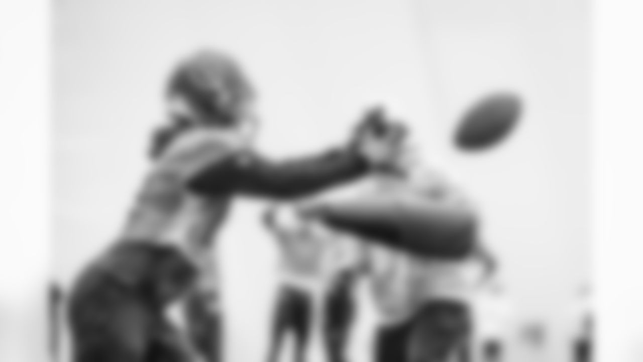 Wide receiver Hal Presley III #81 of the Tennessee Titans during practice in the bubble at the Ascension Saint Thomas Sports Park on October 29, 2025 in Nashville, TN. Photo By Donald Page/Tennessee Titans