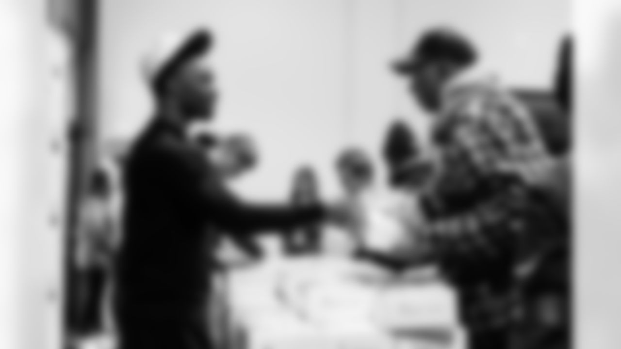 Tennessee Titans host a lunch and play bingo with veterans on Veteran's Day at Operation Stand Down on November 11, 2025 in Nashville, TN. Photo By Jessie Rogers/Tennessee Titans