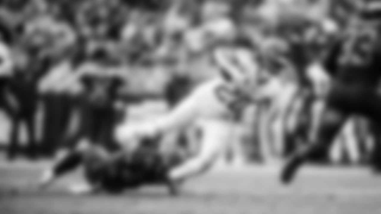 The Tennessee Titans and the Cleveland Browns compete at Huntington Bank Field on December 07, 2025 in Cleveland, OH. Photo By Jessie Rogers/Tennessee Titans