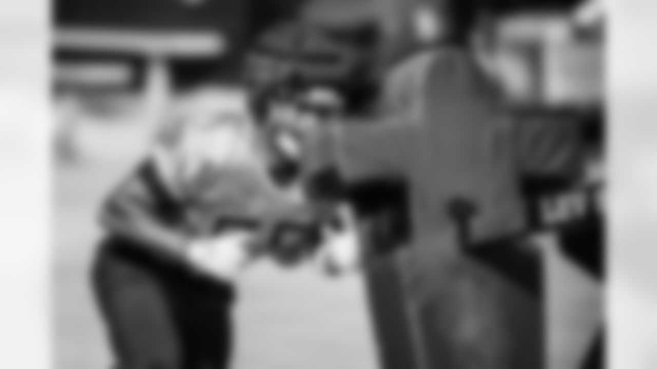 Tight end David Martin-Robinson #88 of the Tennessee Titans during practice at the Ascension Saint Thomas Sports Park on December 10, 2025 in Nashville, TN. Photo By Donald Page/Tennessee Titans