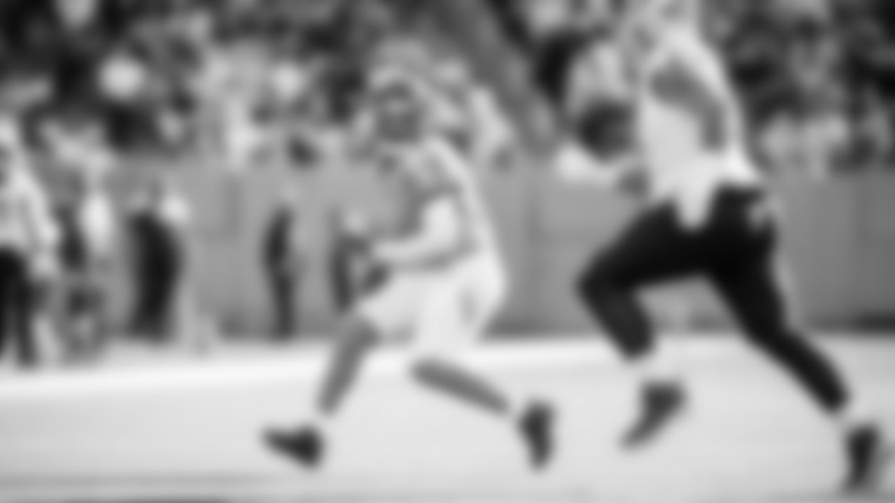 The Tennessee Titans and the New Orleans Saints compete at Nissan Stadium on December 28, 2025 in Nashville, TN. Photo By Jessie RogersTennessee Titans