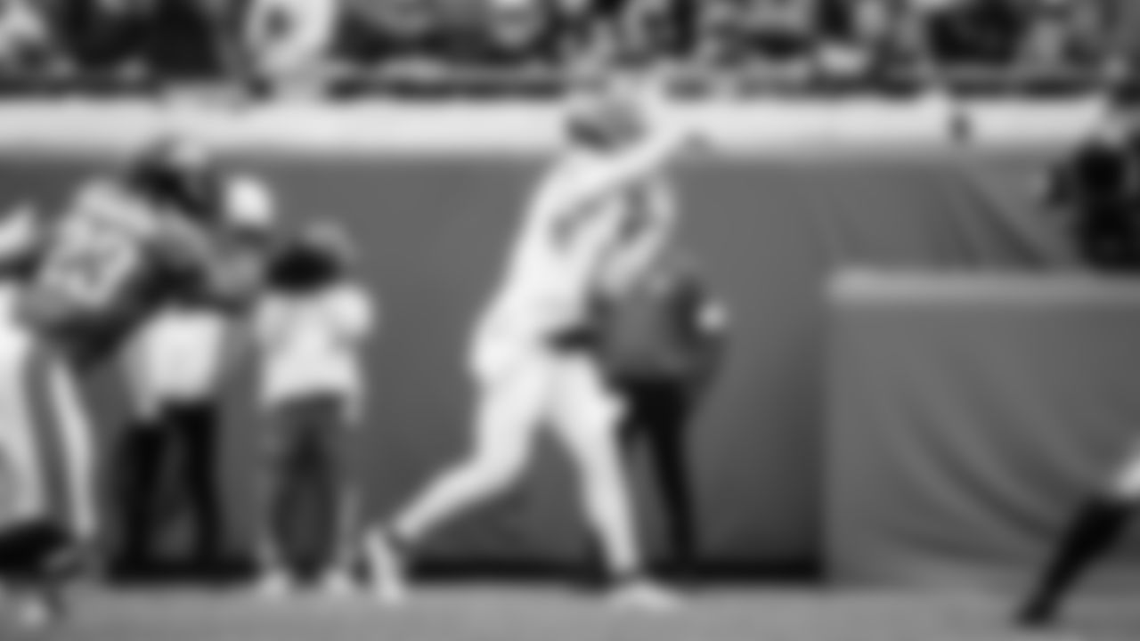 The Tennessee Titans and the Jacksonville Jaguars compete at EverBank Stadium on January 04, 2026 in Jacksonville, FL. Photo By Donald Page/Tennessee Titans