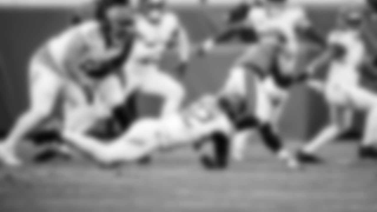 The Tennessee Titans and the Jacksonville Jaguars compete at EverBank Stadium on January 04, 2026 in Jacksonville, FL. Photo By Donald Page/Tennessee Titans