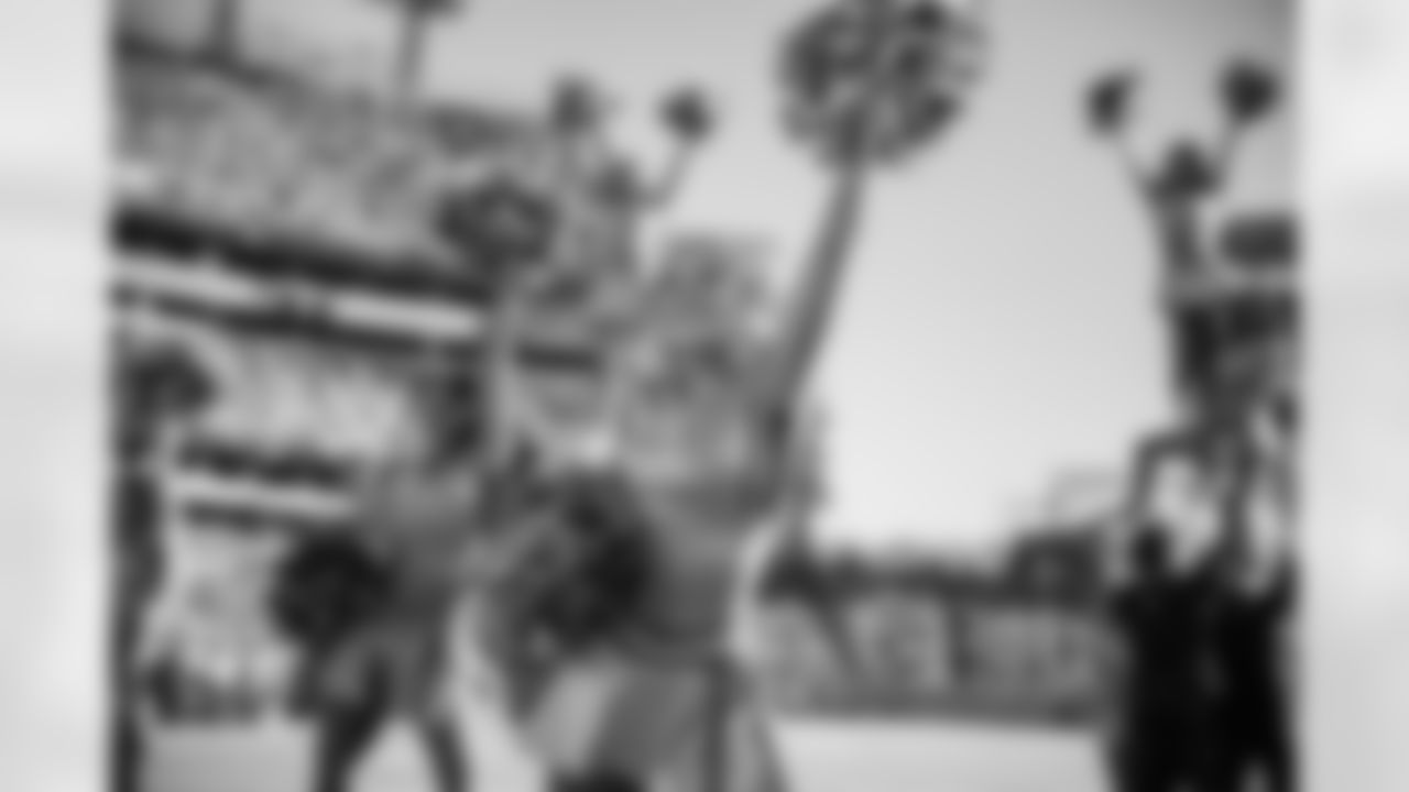 Tennessee Titans Cheerleaders performing during the game between the Tennessee Titans and the Seattle Seahawks at Nissan Stadium on November 23, 2025 in Nashville, TN. Photo By Kaitlyn Hungerford/Tennessee Titans