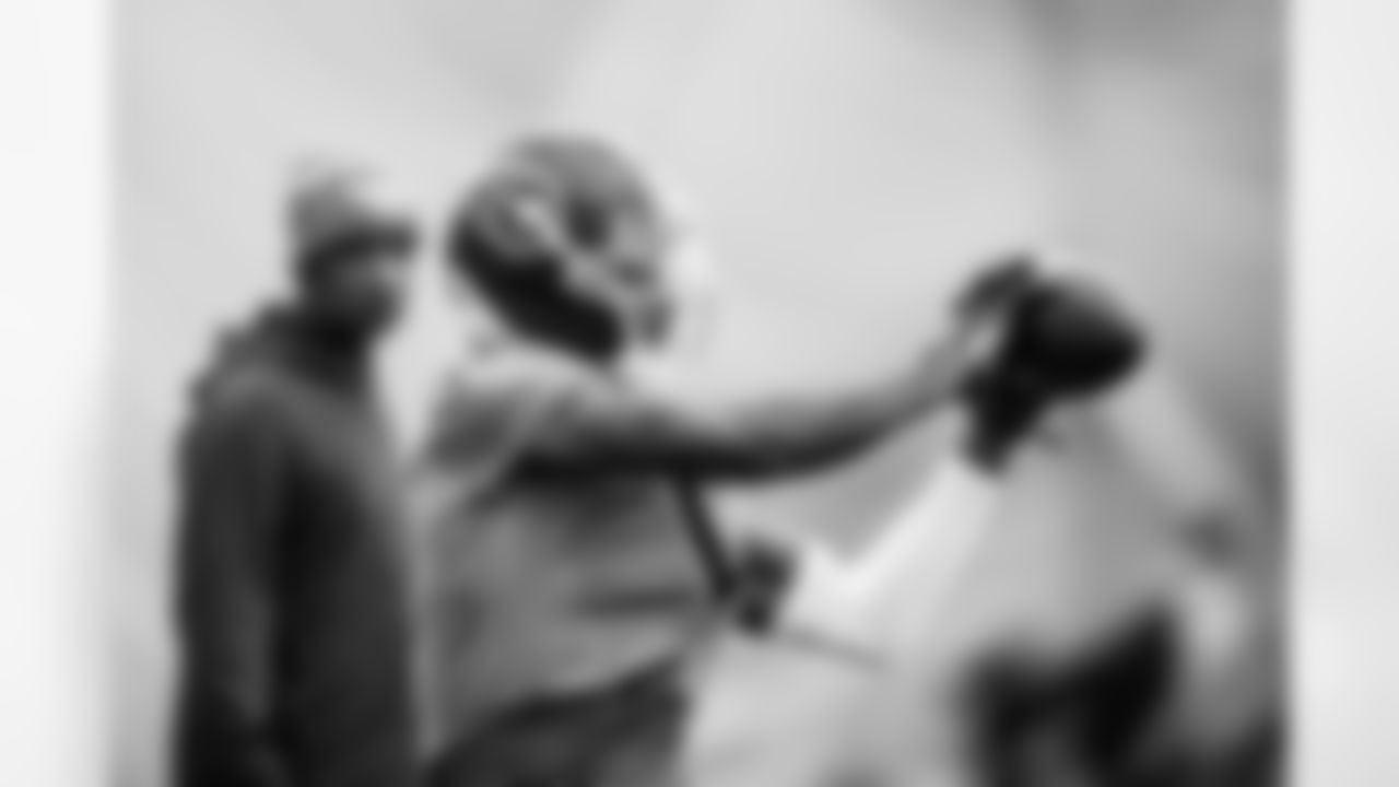 Wide receiver Hal Presley III #81 of the Tennessee Titans during practice in the bubble at the Ascension Saint Thomas Sports Park on November 20, 2025 in Nashville, TN. Photo By Donald Page/Tennessee Titans