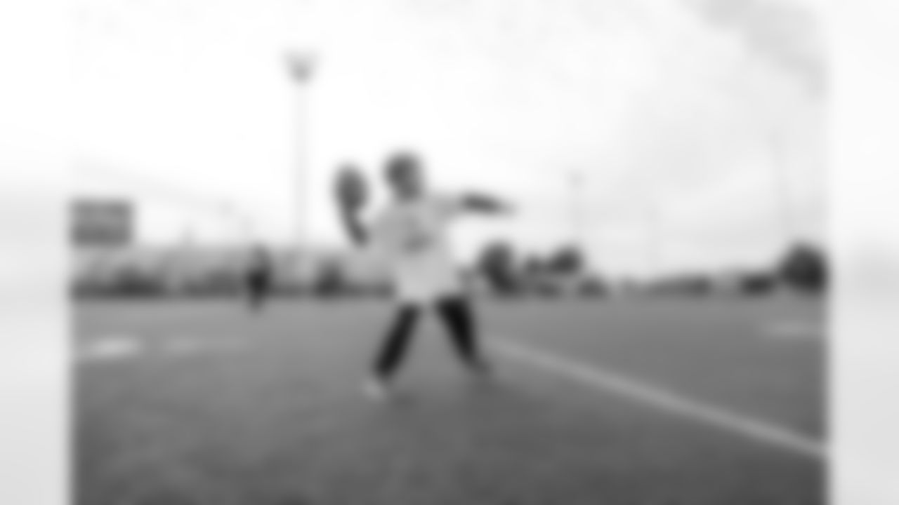 Salute to Service Field Day on November 13, 2025 in Clarksville, TN. Photo By Beau Brune/Tennessee Titans