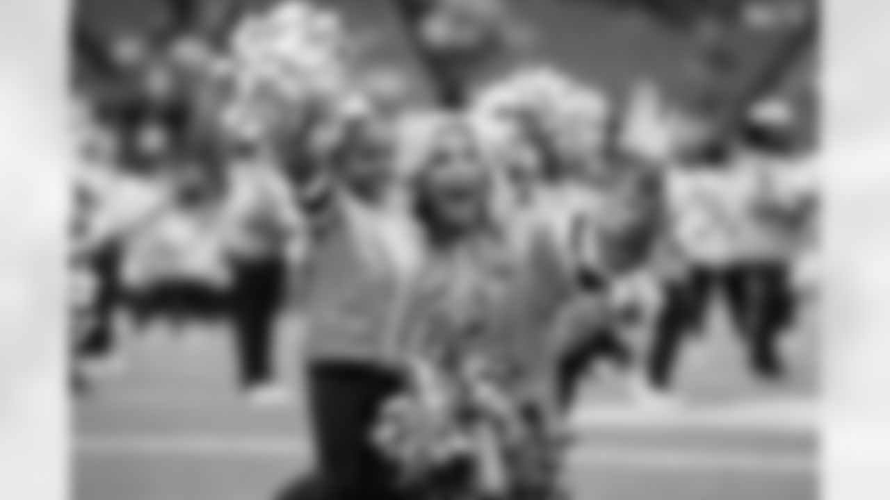 Junior Cheer Performance, Tennessee Titans Cheerleaders before the game between the Tennessee Titans and the Los Angeles Chargers at Nissan Stadium on November 02, 2025 in Nashville, TN. Photo By Camden Hall/Tennessee Titans