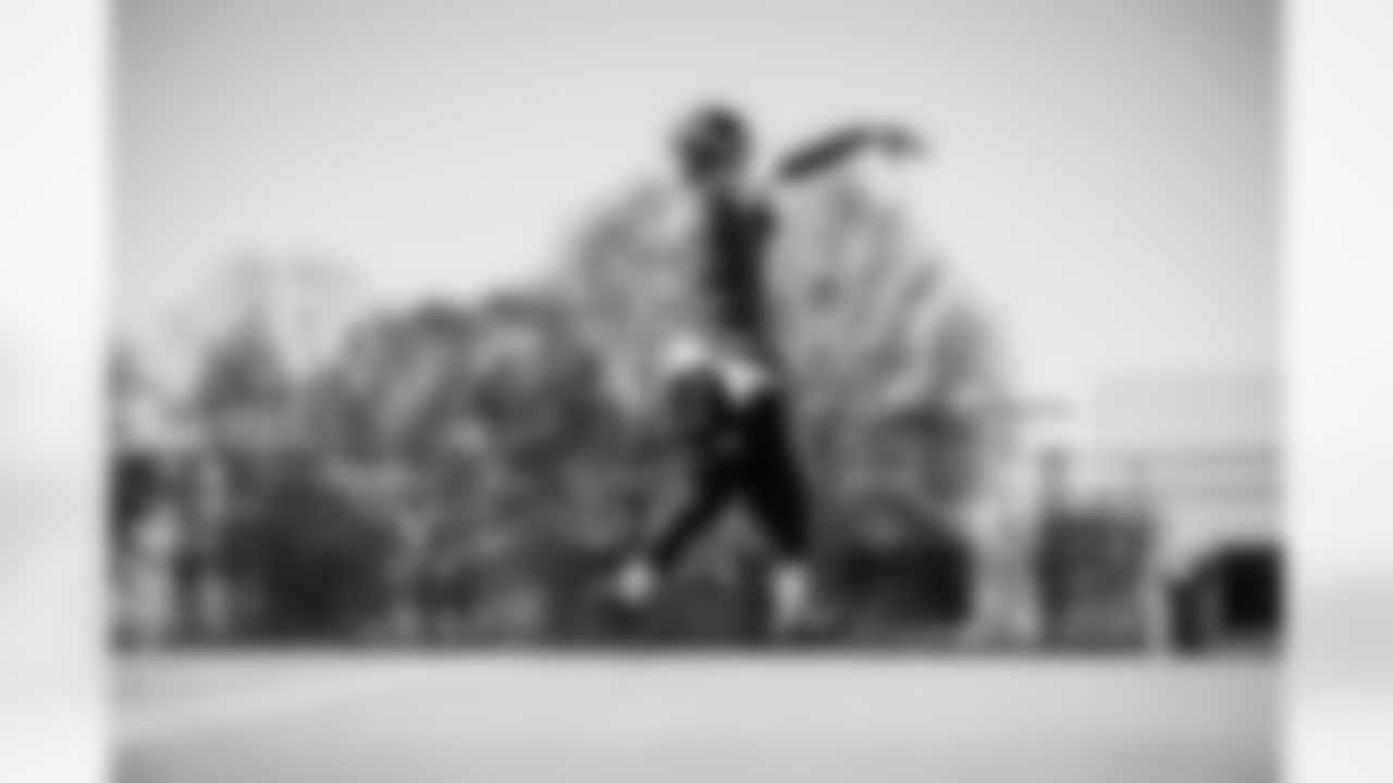 Quarterback Cam Ward #1 of the Tennessee Titans during practice at the Ascension Saint Thomas Sports Park on December 19, 2025 in Nashville, TN. Photo By Jessie Rogers/Tennessee Titans