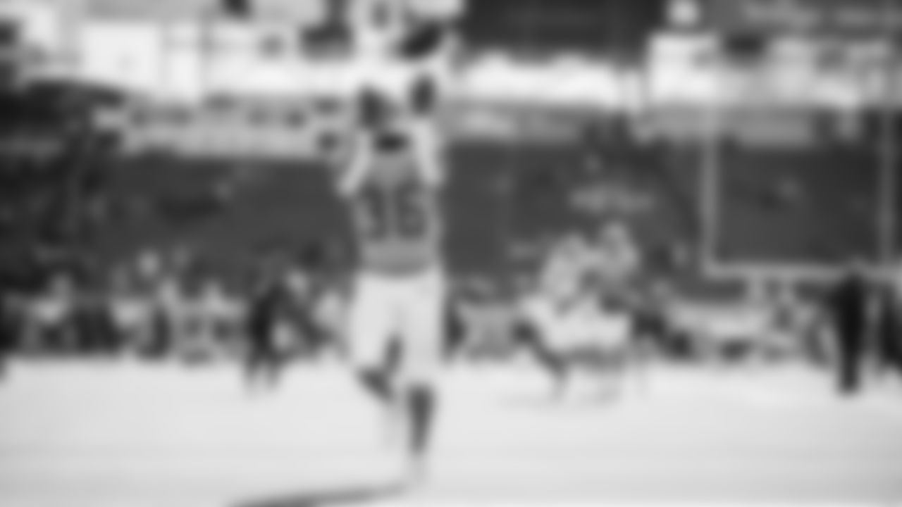 The Tennessee Titans and the Jacksonville Jaguars compete at Nissan Stadium on November 30, 2025 in Nashville, TN. Photo By Jessie Rogers/Tennessee Titans