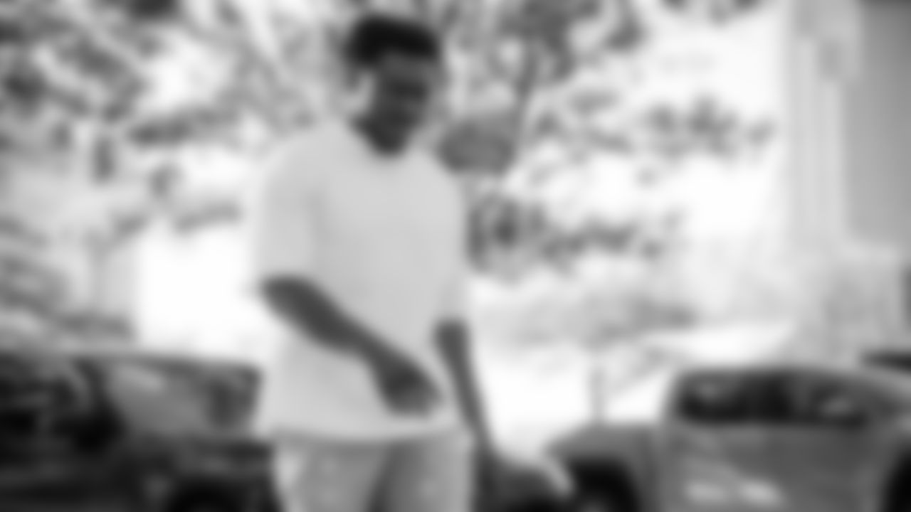 The Tennessee Titans and the Seattle Seahawks compete at Nissan Stadium on November 23, 2025 in Nashville, TN. Photo By Donald Page/Tennessee Titans